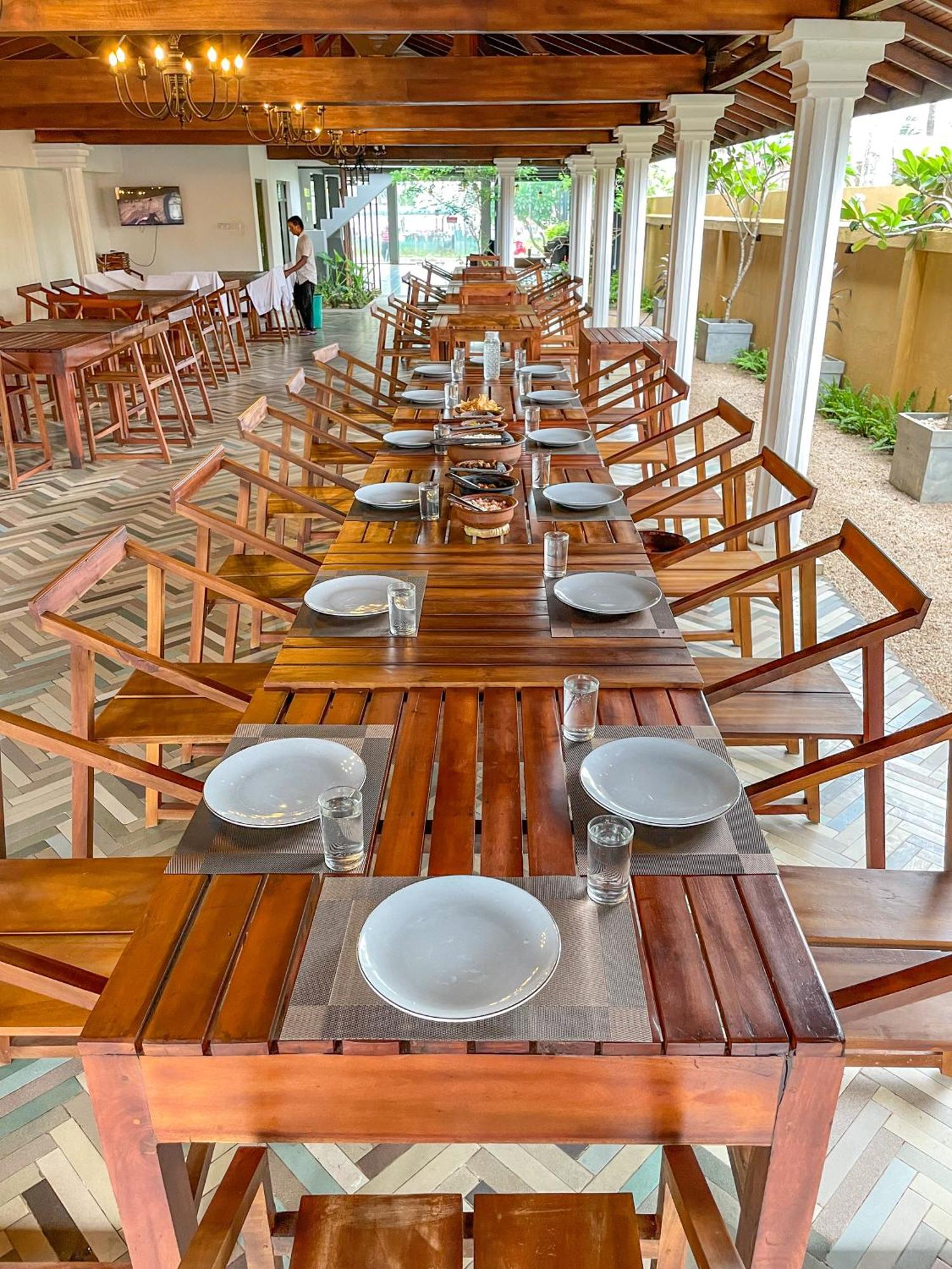 The Barns Villas And Restaurant Negombo Bagian luar foto